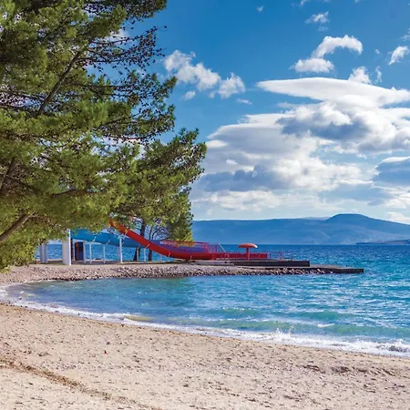 Apartament 1 Bedroom Beautiful In Crikvenica