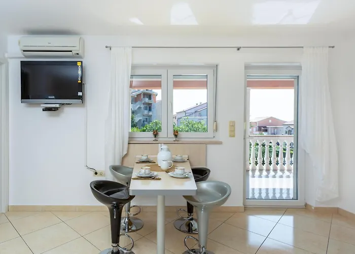Stunning In With Wifi Apartman Crikvenica