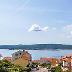 1 Bedroom Beautiful In