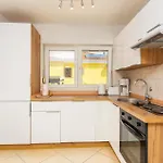 1 Bedroom Beautiful In * Crikvenica