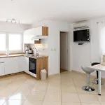 1 Bedroom Beautiful In * Crikvenica